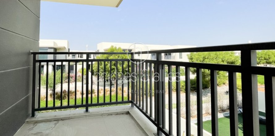Villa in Dubai Hills Estate, Dubai, VAE: 4 Schlafzimmer, 193.8 m2 Nr. 670066