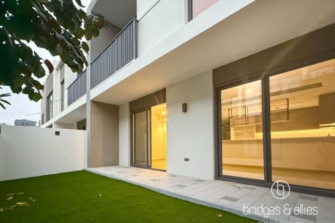 Villa zur Miete in Dubai, VAE 3 Schlafzimmer, 140.4 m2 Nr. 670065 - Foto 5