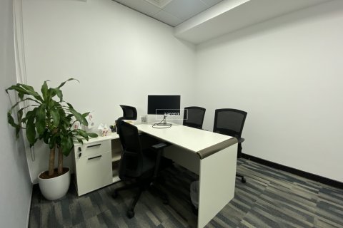 Office in Dubai Investment Park, UAE 494.5 sq.m. № 634043 - photo 11