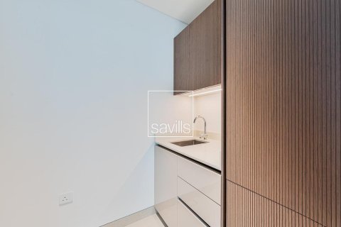 Vila v Abu Dhabi, SAE 5 spální, 1322.38 m2 č. 755372 - Fotografia 17