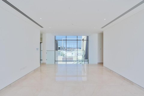 Vila v Abu Dhabi, SAE 5 spální, 1322.38 m2 č. 755372 - Fotografia 9
