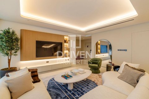 Apartment in City Walk, Dubai, UAE 3 bedrooms, 216 sq.m. № 682606 - photo 2