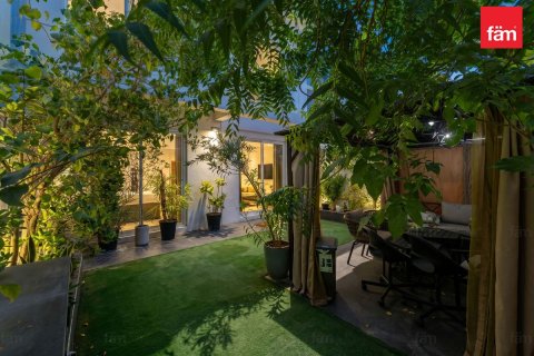Townhouse sa Dubai, UAE 3 silid-tulugan, 161 sq.m. № 721811