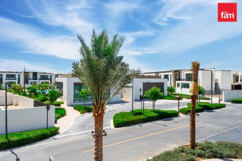 Vila di Dubai, UAE 4 bilik tidur, 266.7 meter persegi № 717943 - foto 4