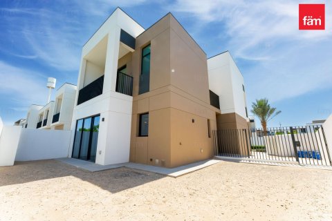 Villa in Dubai, VAE: 4 Schlafzimmer, 266.7 m2 Nr. 717943
