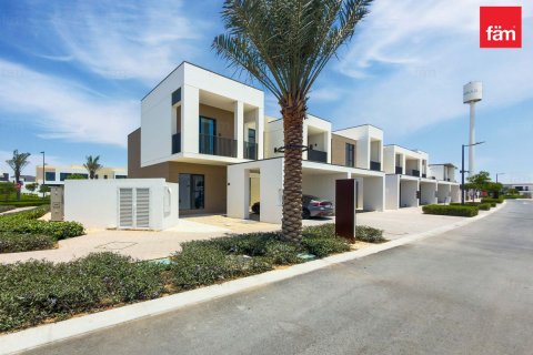 Vila di Dubai, UAE 4 bilik tidur, 266.7 meter persegi № 717943 - foto 2