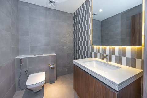 Villa til salg i Abu Dhabi, UAE 4 soveværelser, 697 kvm № 700631 - foto 3