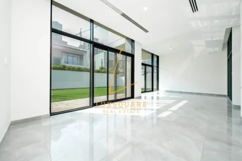 Vila u gradu Al Furjan, Dubai, UAE 4 spavaće sobe, 480 m2 Br. 658742 - Slika 1