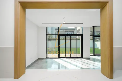 Vila u gradu Al Furjan, Dubai, UAE 4 spavaće sobe, 480 m2 Br. 658742 - Slika 8