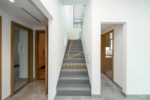 Vila u gradu Al Furjan, Dubai, UAE 4 spavaće sobe, 480 m2 Br. 658742 - Slika 22