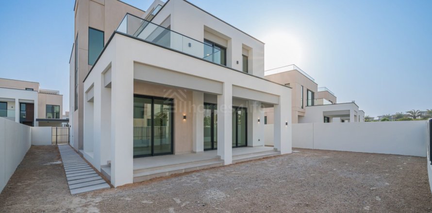 Villa itt: Arabian Ranches 3, Dubai, EAE, 4 hálószoba, 435 m², azonosító: 677309