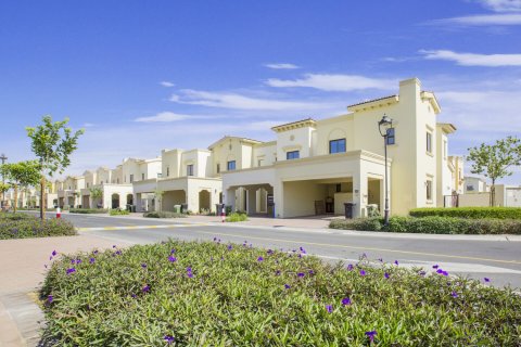 Vila u Reem, Dubai, UAE 3 spavaćih soba, 243 m2 Br. 677304 - fotografija 8