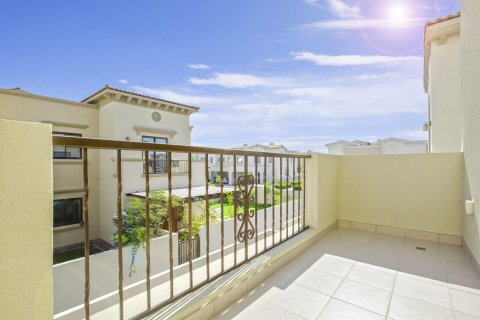 Vila u Reem, Dubai, UAE 3 spavaćih soba, 243 m2 Br. 677304 - fotografija 5