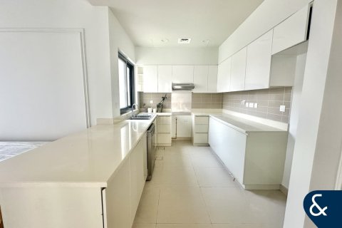 Villa para arrendamento em Dubai Hills Estate, Dubai, EAU 4 quartos, 229 m2 № 668567 - foto 5