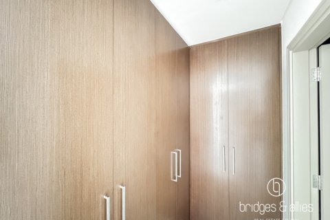 Huoneisto Downtown Dubai (Downtown Burj Dubai), Arabiemiraatit 2 makuuhuonetta, 101 m2 № 701729 - kuva 11