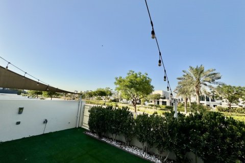 Vila u Dubai Hills Estate, UAE 4 spavaćih soba, 279 m2 Br. 701728 - fotografija 21