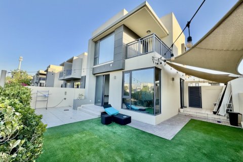 Vila u Dubai Hills Estate, UAE 4 spavaćih soba, 279 m2 Br. 701728 - fotografija 5