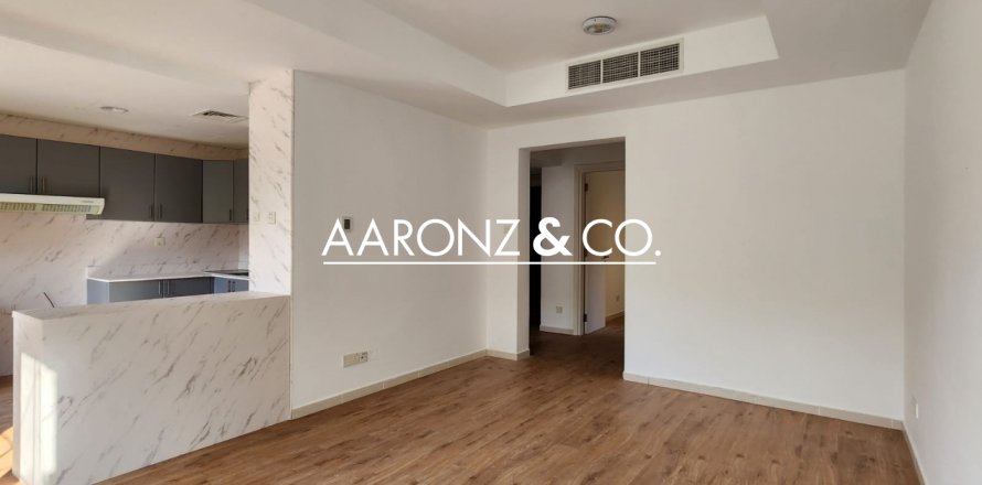 Villa in The Springs, Dubai, UAE 2 bedrooms, 162 sq.m. № 701726