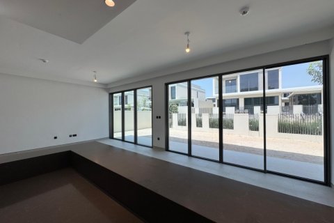 Villa in Tilal Al Ghaf, Dubai, UAE 4 bedrooms, 373 sq.m. № 701727 - photo 5