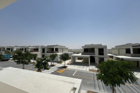 Villa in Tilal Al Ghaf, Dubai, UAE 4 bedrooms, 373 sq.m. № 701727 - photo 21