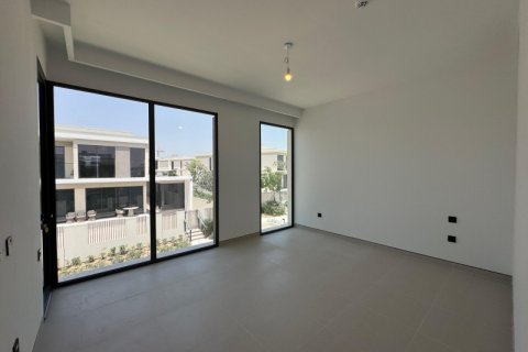 Villa in Tilal Al Ghaf, Dubai, UAE 4 bedrooms, 373 sq.m. № 701727 - photo 15