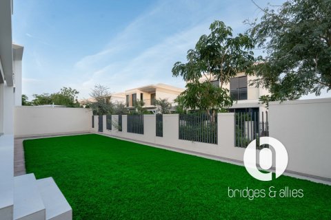 Villa in Tilal Al Ghaf, Dubai, UAE 4 bedrooms, 377 sq.m. № 701727 - photo 9