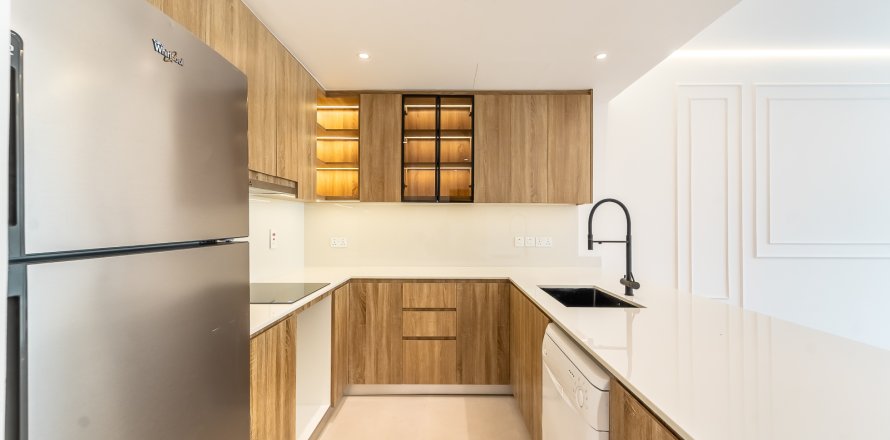 Wohnung in Dubai, VAE: 1 Schlafzimmer, 71 m2 Nr. 734132