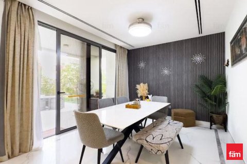 Villa en alquiler en Dubai Hills Estate, Dubai, EAU 3 dormitorios, 420.4 m2 № 655729 - foto 3