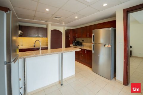 Villa in Dubai, UAE 3 bedrooms, 361.7 sq.m. № 702484 - photo 12