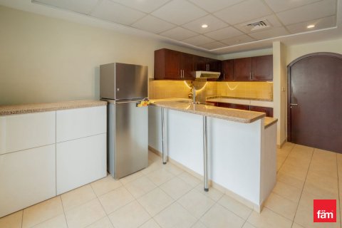Villa in Dubai, UAE 3 bedrooms, 361.7 sq.m. № 702484 - photo 13