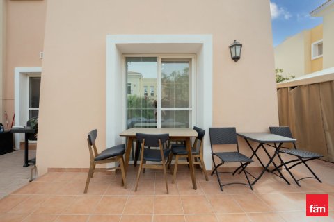 Villa in Dubai, UAE 3 bedrooms, 361.7 sq.m. № 702484 - photo 26