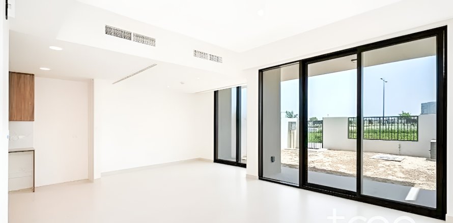 Town Square、Dubai、UAEにあるタウンハウス 3ベッドルーム、172.24 m2 No733746