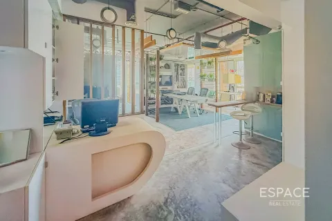 Pejabat di Business Bay, Dubai, UAE 87 meter persegi № 658567 - foto 1