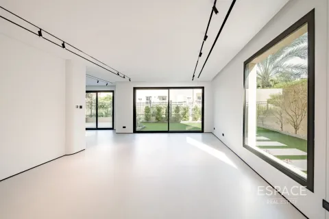 Villa til salgs i Dubai, Emiratene 4 soverom, 322 kvm Nr. 658564 - Foto 20