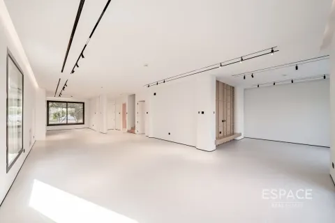 Villa til salgs i Dubai, Emiratene 4 soverom, 322 kvm Nr. 658564 - Foto 3