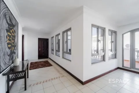 Vila v Palm Jumeirah, Dubai, SAE 3 ložnice, 623 m² Č.: 658568 - fotografie 11