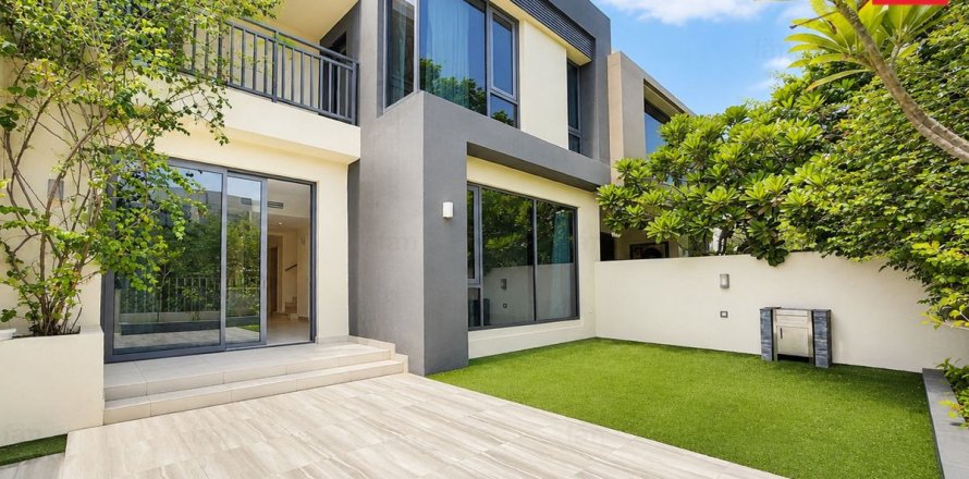 Dubai Hills Estate、Dubai、UAEにあるヴィラ 4ベッドルーム、201.7 m2 No723258