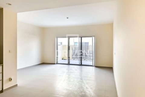 شقة للبيع في Dubai South (Dubai World Central)، دبي، الإمارات العربية المتحدة 3 غرفة نوم ، 222 متر مربع ، رقم 683368 - صورة 2