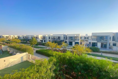 Kuća u nizu u gradu Dubai Hills Estate, Dubai, UAE 3 spavaće sobe, 206.99 m2 Br. 749037 - Slika 4
