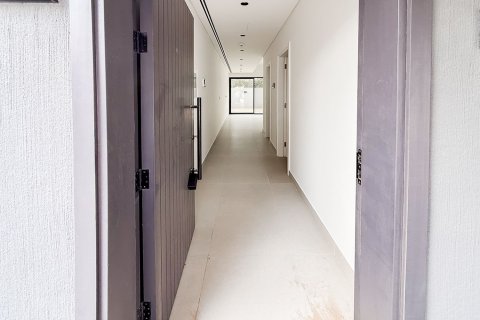 Řadový dům v Tilal City, Sharjah, SAE 4 ložnice, 247.21 m² Č.: 749036 - fotografie 17