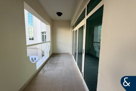 Apartamento em Palm Jumeirah, Dubai, EAU 2 quartos, 147 m2 № 688907