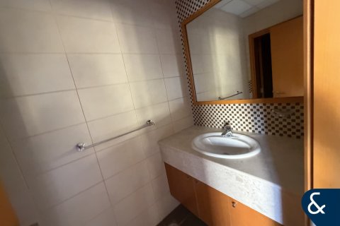 Βίλα σε The Villa, Dubai, ΗΑΕ 5 υπνοδωμάτια, 824 τ.μ. Αρ. 688906 - φωτογραφία 17