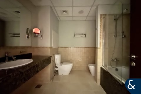 Apartament de închiriat în Jumeirah Beach Residence, Dubai, EAU 3 dormitoare, 175 mp.  №688903 - poză 23