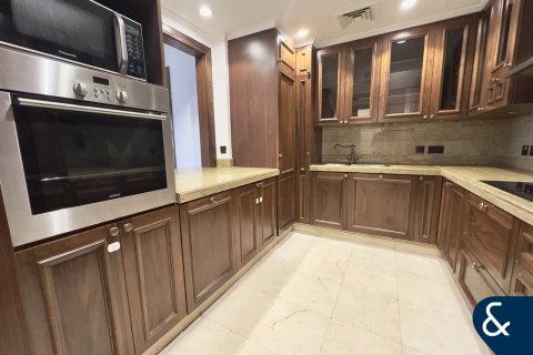 Appartamento in affitto a Old Town, Dubai, EAU 2 camere da letto, 130 mq. № 688893 - foto 6