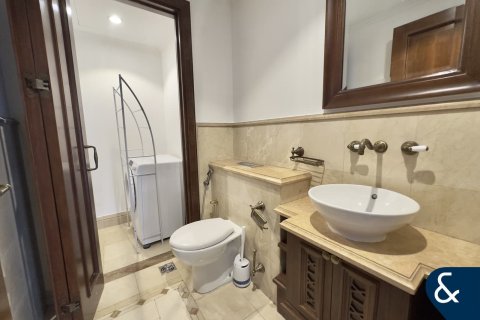 Appartamento in affitto a Old Town, Dubai, EAU 2 camere da letto, 130 mq. № 688893 - foto 18