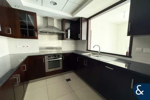 Appartement te huur in Downtown Dubai (Downtown Burj Dubai), Dubai, VAE 1 slaapkamer, 74 vr.m., nr 688904 - foto 6