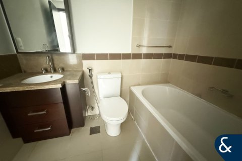 Appartement te huur in Downtown Dubai (Downtown Burj Dubai), Dubai, VAE 1 slaapkamer, 74 vr.m., nr 688904 - foto 11