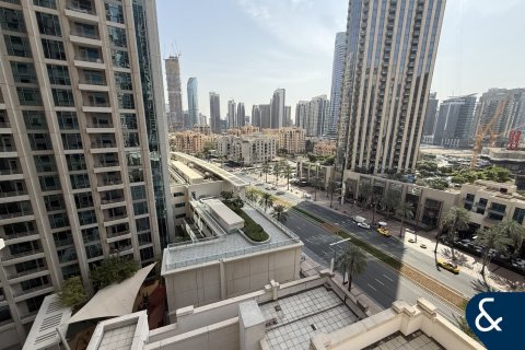 Appartement te huur in Downtown Dubai (Downtown Burj Dubai), Dubai, VAE 1 slaapkamer, 74 vr.m., nr 688904 - foto 4