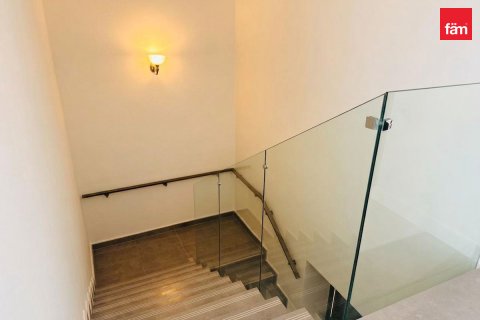 Townhouse in Dubai, UAE 4 bedrooms, 187.2 sq.m. № 754816 - photo 8