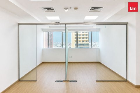 Зняти в оренду офіс в Аль-Барша, Дубай, ОАЕ 64м2, № 754810 - фото 3